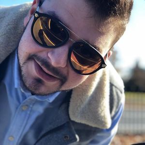 Meet your Posher, Kostas